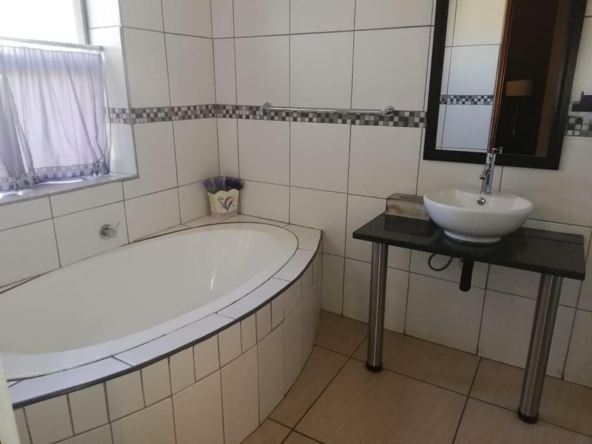 Amani Boutique Hotel & Conference Centre Lydenburg Bagian luar foto